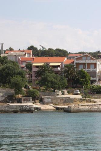  Apartment Jakisnica 6424b in Lun