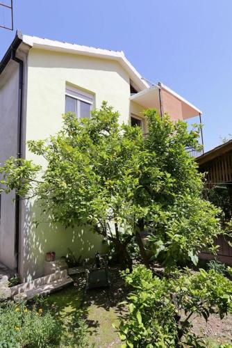  Apartments by the sea Trpanj, Peljesac - 10047 in Trpanj