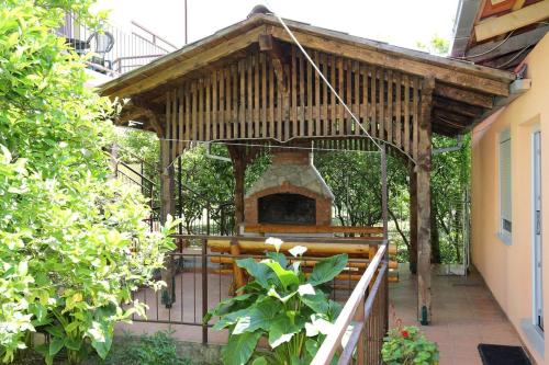  Apartments by the sea Trpanj, Peljesac - 10047 in Trpanj