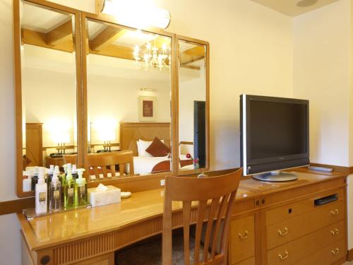 room detail thumbnail 1