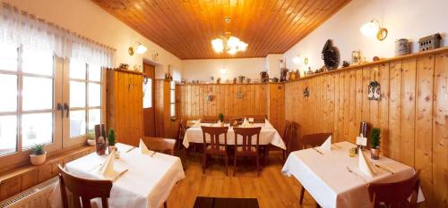 Restorāns, Gasthaus zur Linde in Braunweiler