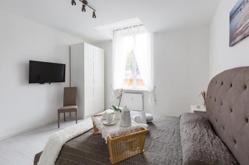 The Imperial Suite - image 10