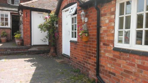 Church Farm Accomodation - image 10