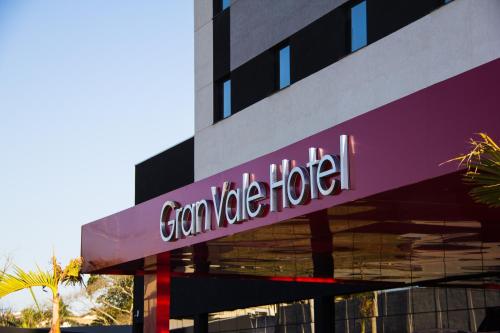 Summit GranVale HotelSummit GranVale Hotel图片