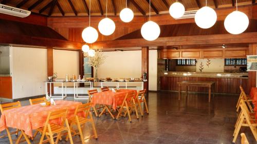 Restaurant, Ceta Ecotel in Macapa