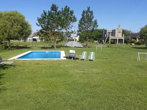 Peldbaseins, La Tregua in Maciel