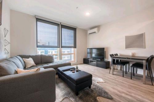 Domicile Suites at Cove Seattle (WA)