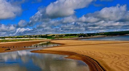 Round Tower Hotel in Ardmore