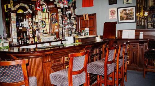 Round Tower Hotel - image 6