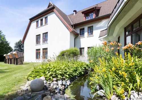 Ringhotel Warnemunder Hof - 정원
