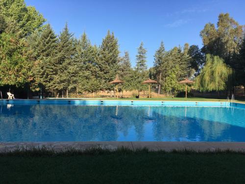  Camping La Fundicion, Pension in Cazalla de la Sierra bei El Cerro del Hierro