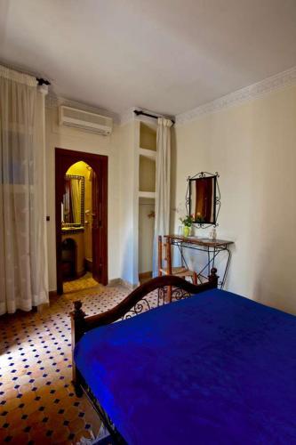 Riad Tidar - Tap to explore photos