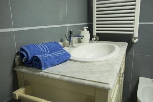 Casa Toto' Room Type - Three-Bedroom Apartment (10 Adults) Casa Toto' Room Type - Three-Bedroom Apartment (10 Adults)