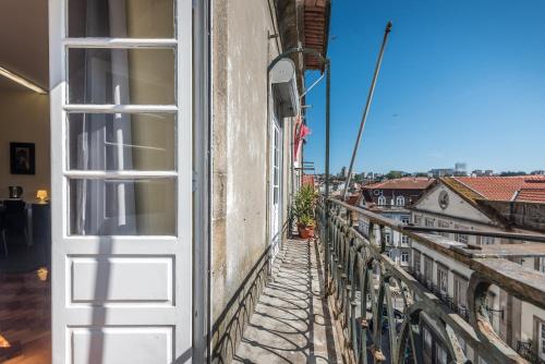 GuestReady - Minimalistic studio downtown, Porto (fotografie 7)