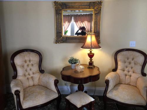 Shorelight Inn – Benicia, CA