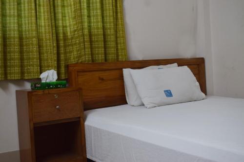 

Embassy Inn Hotel