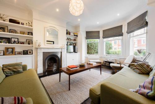 Gorgeous, 4 Bed Victorian house in Dollis Hill gîte à louer Neasden Underground Station