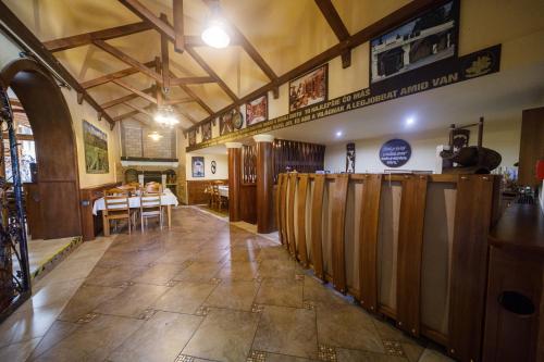 Vestabils, Tokaj Zlata Putna - Restaurant & Pension in Vinicky
