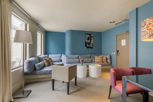 Room Mate Alicia - image 3