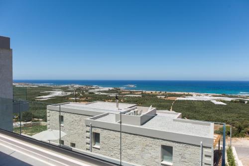 New Luxury Villa Galateia with Pool, 1km to Beach & Restaurant