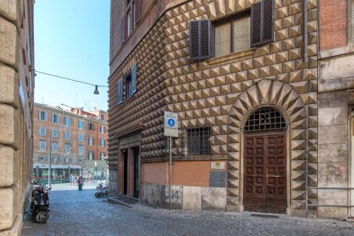 Pantheon Caesar Relais - main image