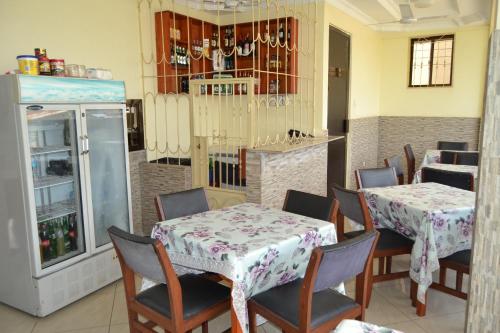 Bar/lounge, Barcelona Lodge in Bagamoyo