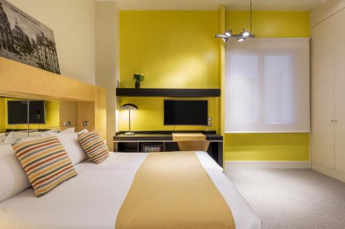 Room Mate Alicia - image 12