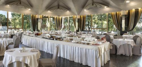 Hotel Ambasciatori - image 5