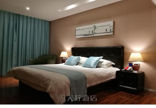 Limone Hotel