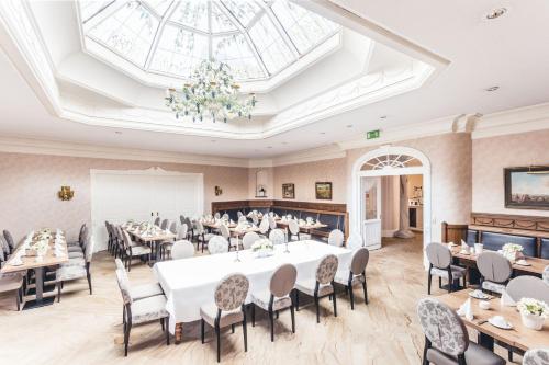 Restaurant, Burghotel Haselunne in Haselunne