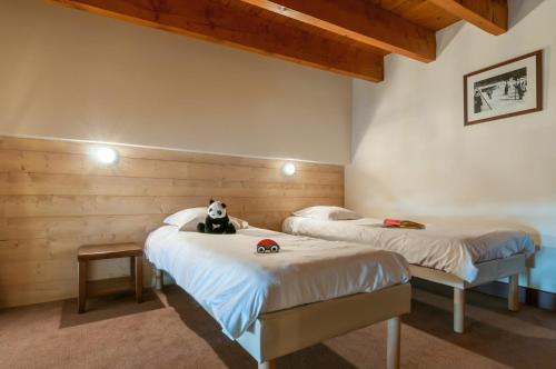 Two-Bedroom Duplex Apartment with Balcony (7 People)