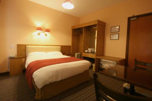 . The Parkway Hotel