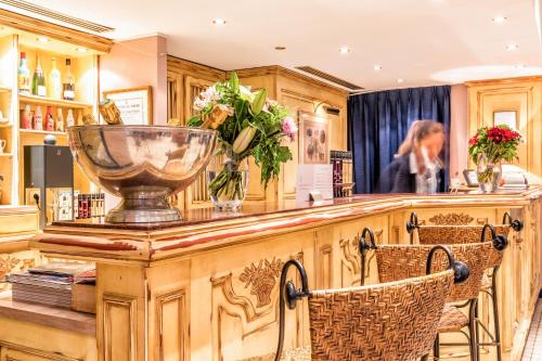 Лоби, Villa Alessandra Hotel in 17th - Arc de Triomphe - Palais des Congres