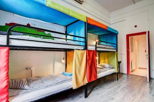 8 bunk beds