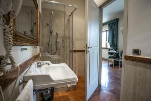 Hotel Quadrifoglio Roma Eur - image 4