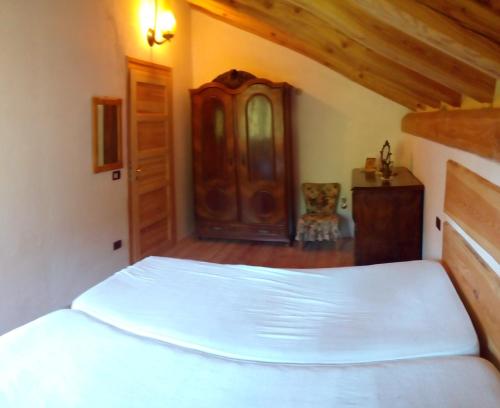 Chalet Immerso nel Verde in Strembo