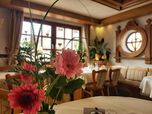 餐廳, 羅森布什酒店 (Hotel Rosenbusch) in 格羅斯伊巴赫
