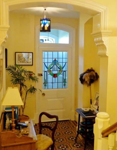 Alcuin Lodge Guest House - image 3