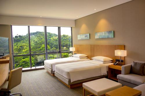 room detail thumbnail 1