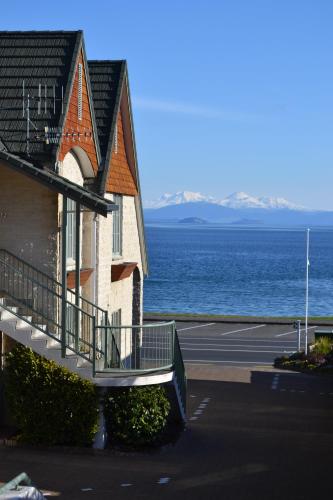 Entrada, Colonial Lodge Motel in Taupo