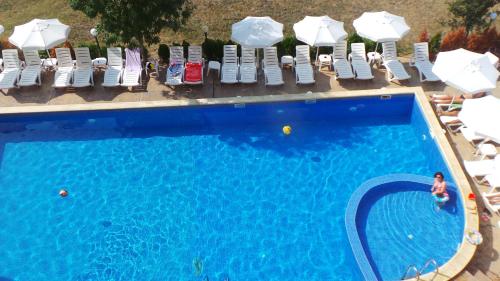 Family Hotel Orios - image 4