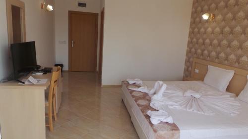 Family Hotel Orios - image 7