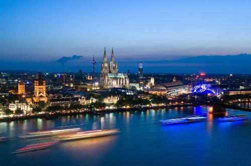 Nearby attraction, SMARTY Cologne Dom Hotel - Boardinghouse in Cologne
