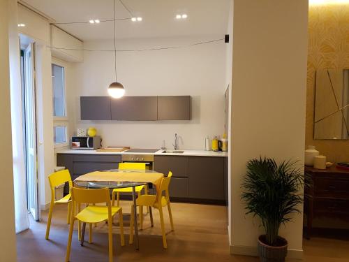 Madeleine apartments in Brera - image 11