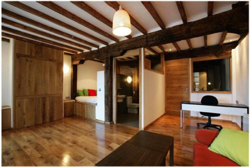 

Niko Apartment