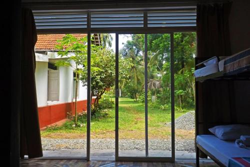 Ceylon Dacha guest house
