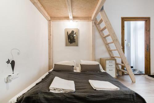 Kazinczy 10 Apartment - image 9