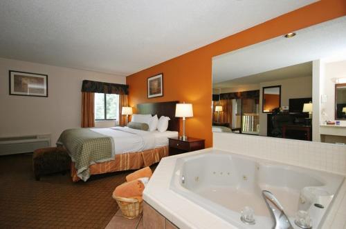 Baymont by Wyndham Delaware - image 4