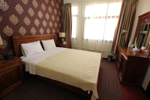 Horizon Hotel Apartments - image 2