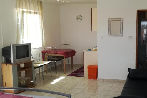 Apartments with a parking space Barbat Rab - 11472 - image 5